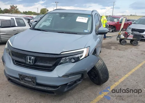 2022 Honda Pilot Awd Special Edition z USA, uszkodzony, nr VIN 5FNYF6H26NB077197